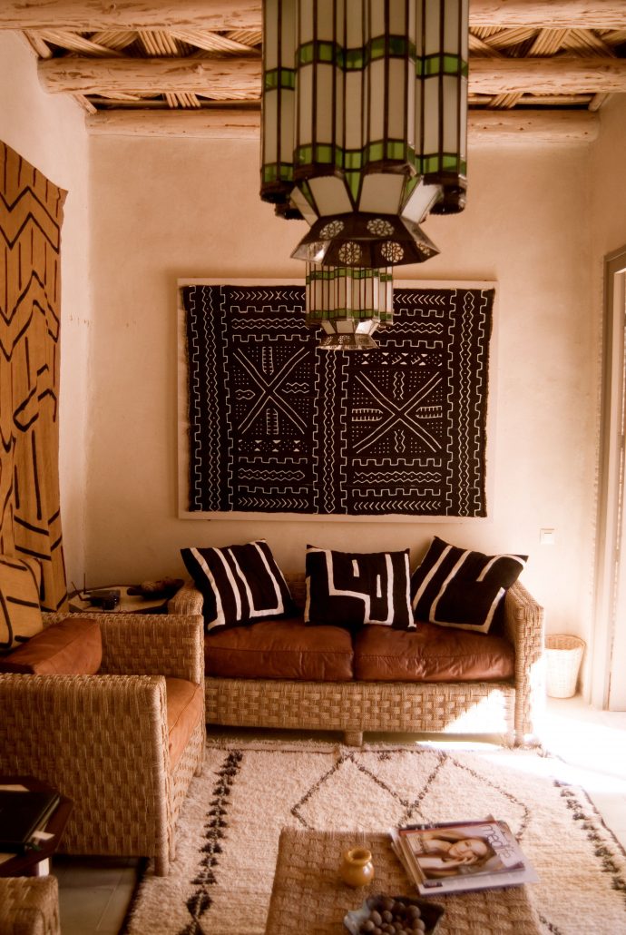 The leather lounge at Dar Louisa